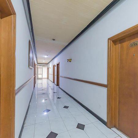 Urbanview Hotel Crown Tasikmalaya By Reddoorz Eksteriør billede